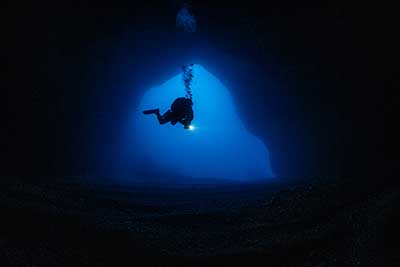 Höhlentauchen Malta by UWW Michael Goldschmidt