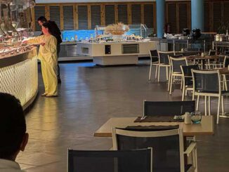 leeres restaurant 21:00 Ägypten